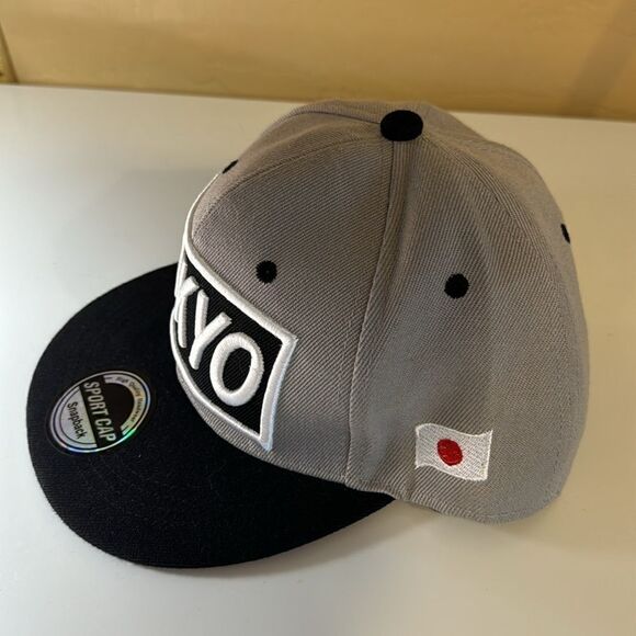 Tokyo SnapBack Logo Baseball Cap - Picture 4 of 10